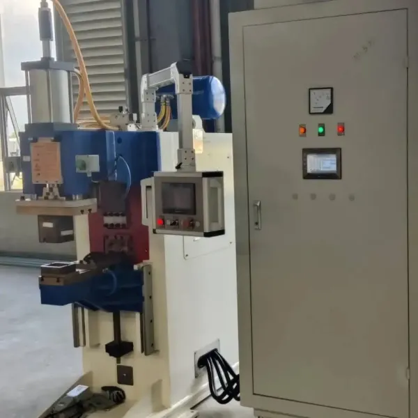 Trintfar automatic production line, used for welding the inner shells of ovens, microwave ovens and food dryers, as well as the welding machines.