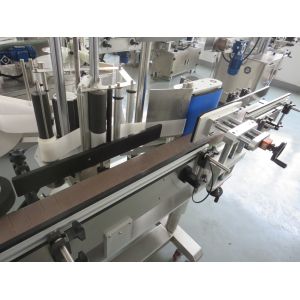 YM510 High Speed Double Side Sticker Labeling Machine For Bottles 10mm-300mm