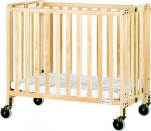 China USA Foundation Folding Baby Cribs Travel sleeper Wooden Cot on sale