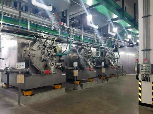 135kg Capacity GMP Wall Through Pharmaceutical Centrifuge Machine