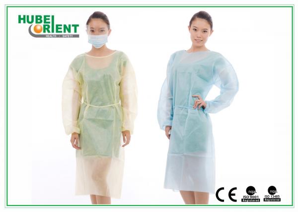 Quality Polypropylene Non Woven Isolation Gowns Disposable With Long Sleeve And Elastic Wrist for sale