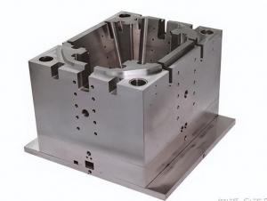China Big Size S136 Injection Mold Base With Polishing Texture Surface Treatment on sale