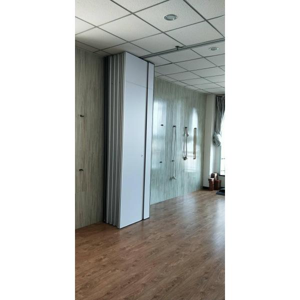 Multi Color Commercial Floor To Ceiling Room Partitions MDF Board + Aluminium Material