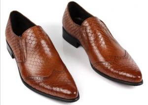 China Snake Skin Pattern Men Formal Dress Shoes Genuine Leather Men Luxury Shoes For Party on sale