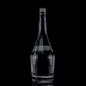China Hot Stamping Customized 700ml 750ml Glass Bottle for Whisky Gin Vodka Rum Liquor on sale