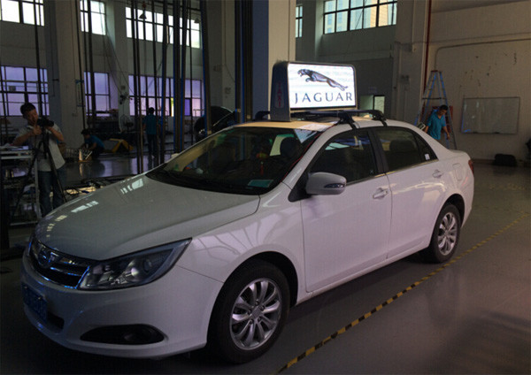 P5 LED Taxi Top Advertising Signs 6000cd/Sqm Brightness With Wireless Control System