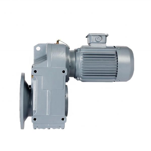 Flange Mounted Reduction Ratio 1/3 Parallel Helical Gearbox Cast Iron