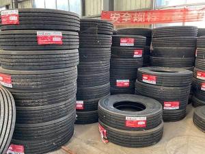  Radial Heavy Duty Trailer Tires 11R22.5 12R22.5 Semi Trailer Tires Manufactures