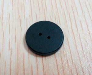 China Round two holes Laundry Tag, UHF Gen2 Laundry Tag, RFID Washing tag, High temperature on sale