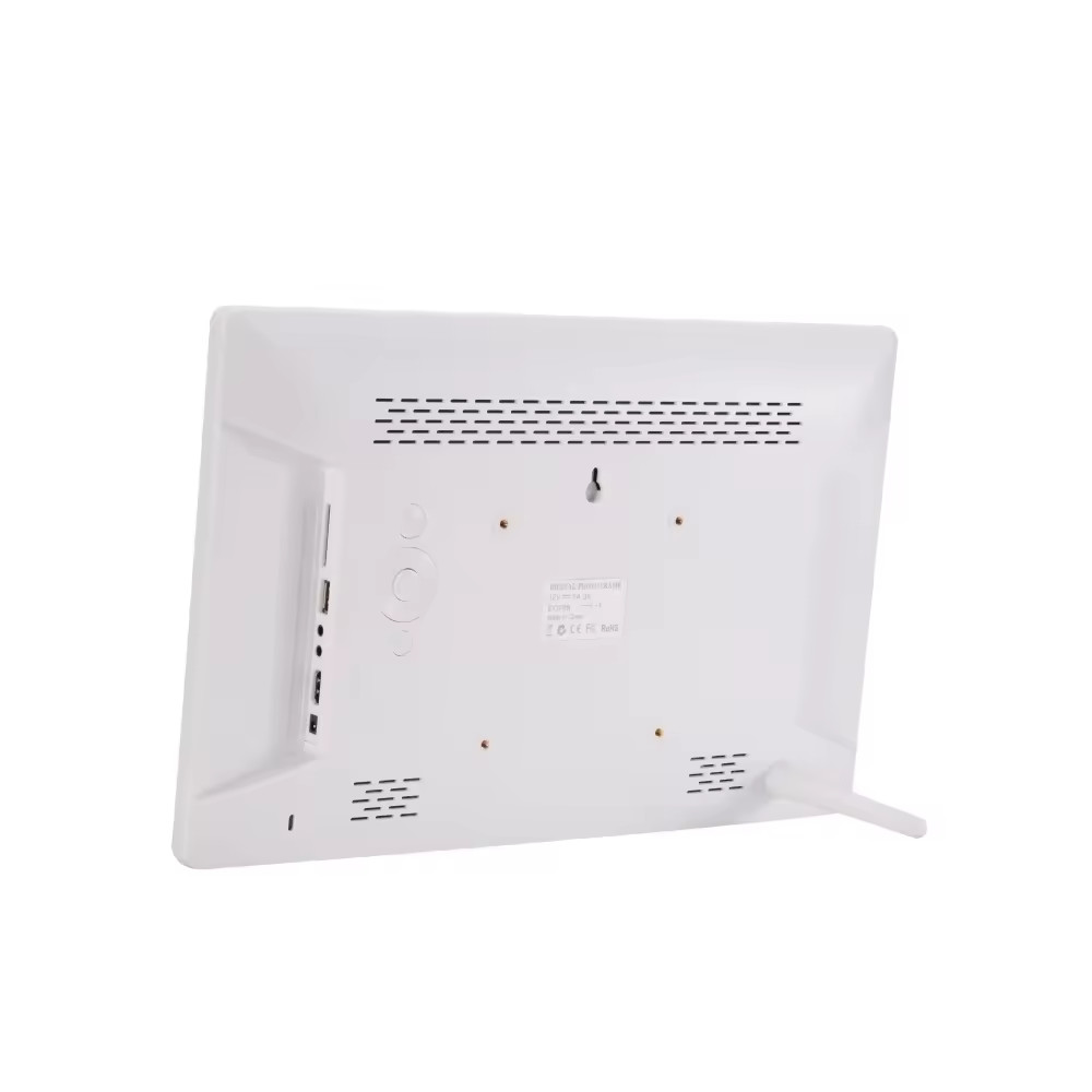 13.3 Inch IPS Panel Digital Photo Frames with USB2.0*1 Port and Plastic Material