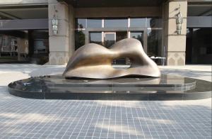 China Contemporary Abstract Art Work Bronze Statue Design Custom Size on sale