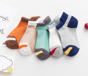 China Eco Friendly Seamless Kids Cotton Socks , Customized Logo Kids Designer Socks on sale