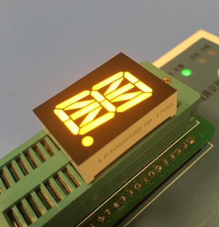 0.8inch 16 Segment Alphanumeric LED Display Yellow Single Digit Common Anode For