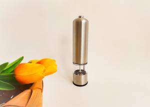 China Various Sizes Stainless Steel Pepper Electric Grinders With Black Pepper on sale