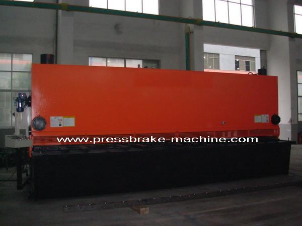 Quality Shearing Metal Hydraulic CNC Guillotine Shearing Machine Motorized With NC system for sale