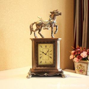  Product name manufacturer wholesale decoration fashion armor of resin horse clock Retro ch Manufactures
