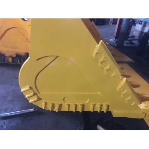 Buy cheap Customizable Color Excavator Rock Bucket With Track Shoes Assembly On Bottom from wholesalers