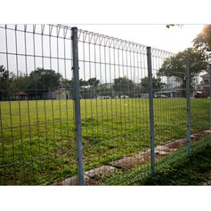  Galvanized Roll-Top Welded Wire Mesh Metal Security Fence BRC welded mesh fencing panels Manufactures