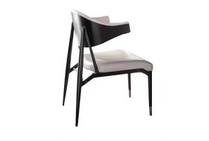 China 590*607mm Hotel Restaurant Furniture ODM Black And White Leather Dining Chairs With Arms on sale
