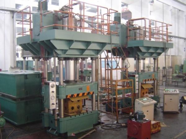 Quality 1000 Ton Automotive Stamping Press , 3 Beam 4 Column Hydraulic Press Machine for sale