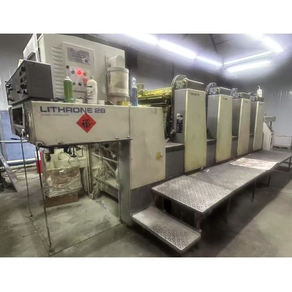 Used Komori L428 Offset Printing Machine with 200v Power 30000 kg Weight and 4500X1700X1600 mm Dimensions