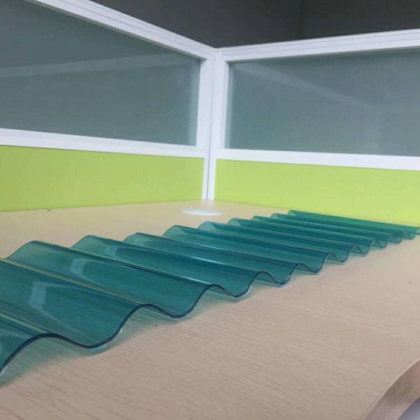 1.22m Width Corrugated Polycarbonate Sheet UV Resistant Roof Panels For Greenhouse