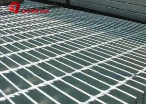 China Welded Hot Dipped Galvanized Steel Grating Mesh Customized For Protecting on sale