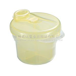 China Portable Baby Milk Feeding Powder Dispenser Container 3 Compartment Food Storage Box on sale