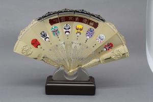  Customised Metal Gold Silver Metal Folding Hand Fan Prize Chinese Traditonal Souvenir Support Manufactures