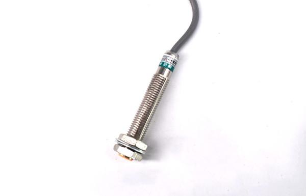 Quality Cylinder Inductive Proximity Switch , Inductive Type Proximity Sensor M8 for sale