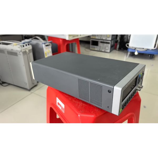 Pendulum CNT-90 Basic Frequency Counter/Analyzer Timer Counter Analyzer