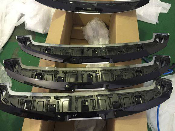 Multiple 28Khz Ultrasonic Spot Welding Machine for Auto Tail Fins