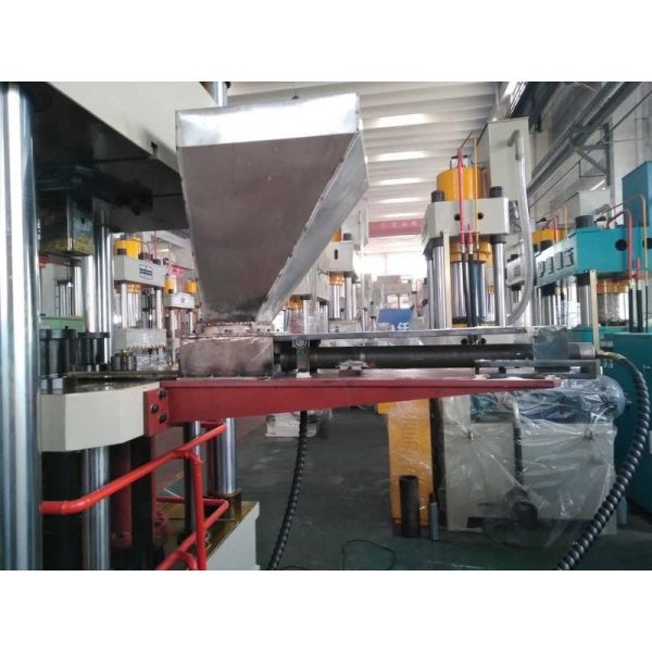 100Ton Hydraulic Press Machines Salt Block Tablet Making Cattle Sheep 11KW 600mm