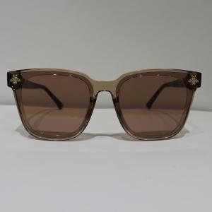  Classic Brown Anti Glare Sunglasses Translucent Anti Reflective Coating Manufactures